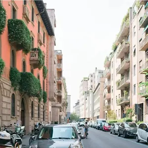 Sweett - Porta Vittoria Milán