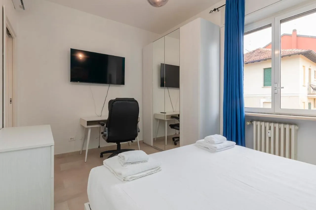 Luxury Apartment Near Navigli Carlo D'Adda 29 Milaan